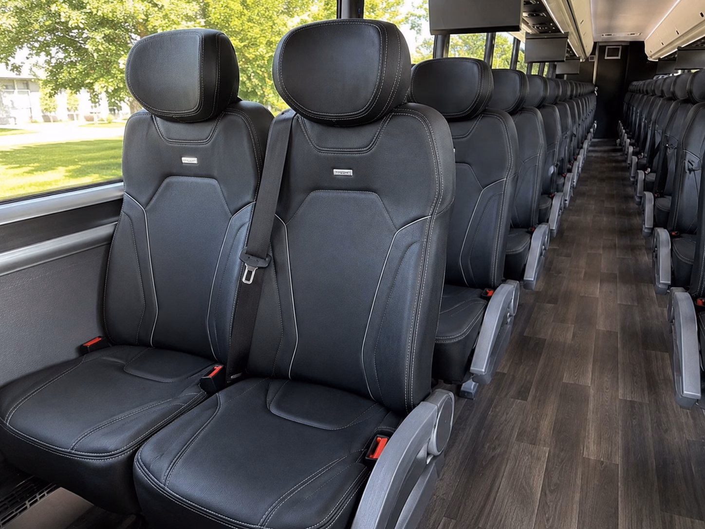 private wine tour packages for small groups and special occasions